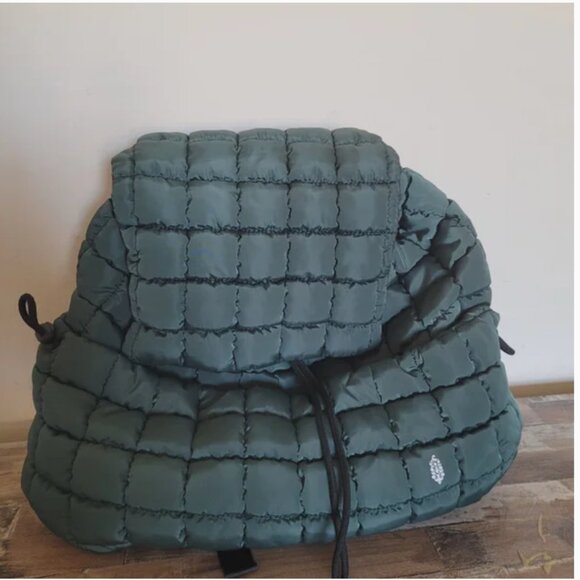 Free People NWT Movement Green Quilted Backpack Bag - Picture 5 of 8